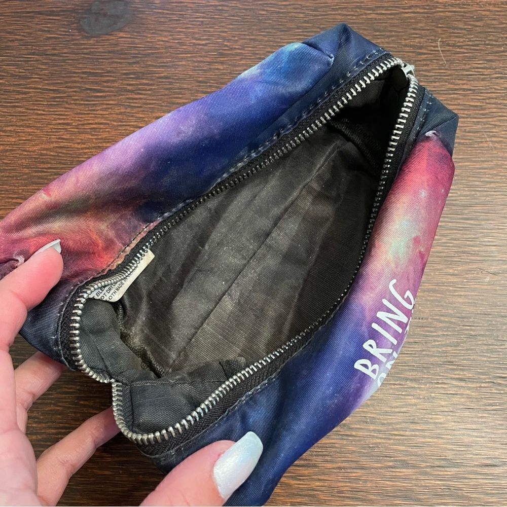 Small Makeup Bag - Picture 4 of 4